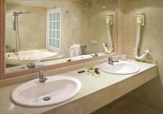 Bluesea Apartamentos Callao Garden 칼라오살바헤